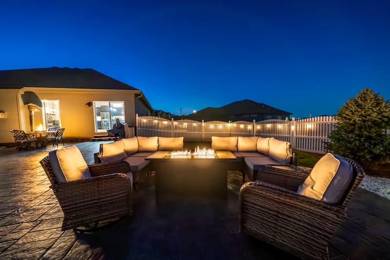 Large Family Retreat – Pool, Movie Room, Sleeps 16