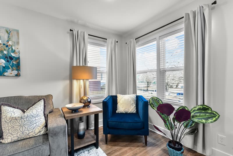 Blue Oasis: Modern 1-Bed Retreat Apt 1